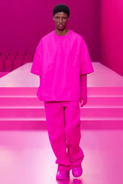 Look 27